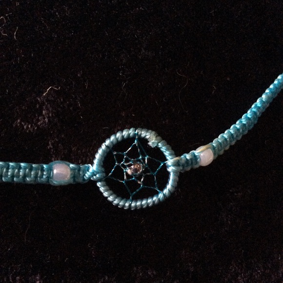 💙 Blue Dreamcatcher Bracelet + Earrings 💙 - Picture 4 of 9